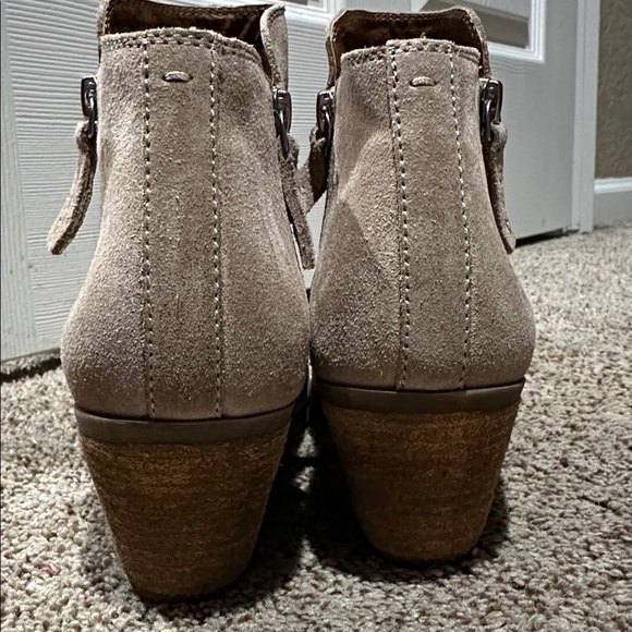 Frye Women's Cream Suede Ankle Booties - Picture 6 of 8